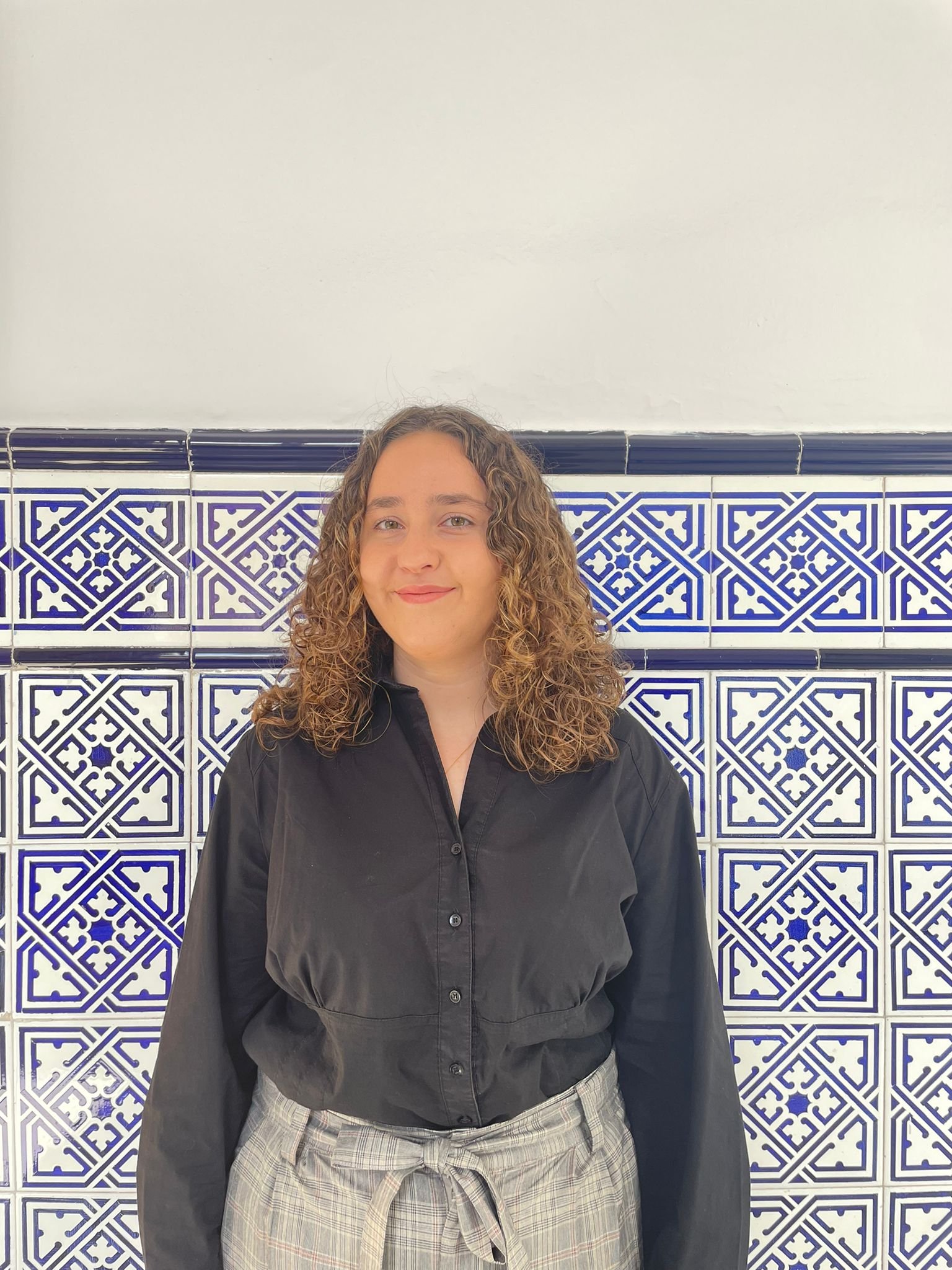 Laura Muniz.jpg