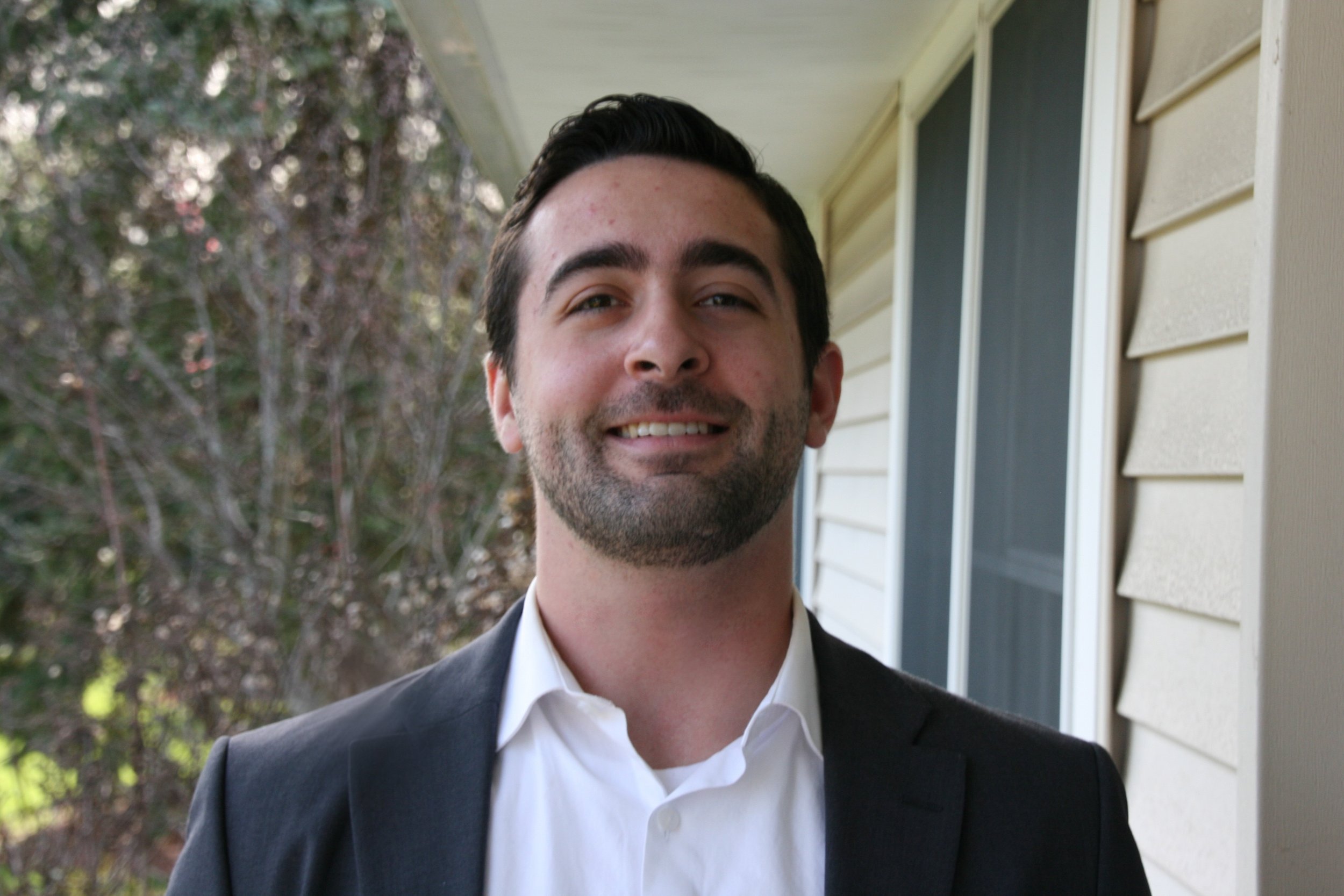 Headshot (2).jpg